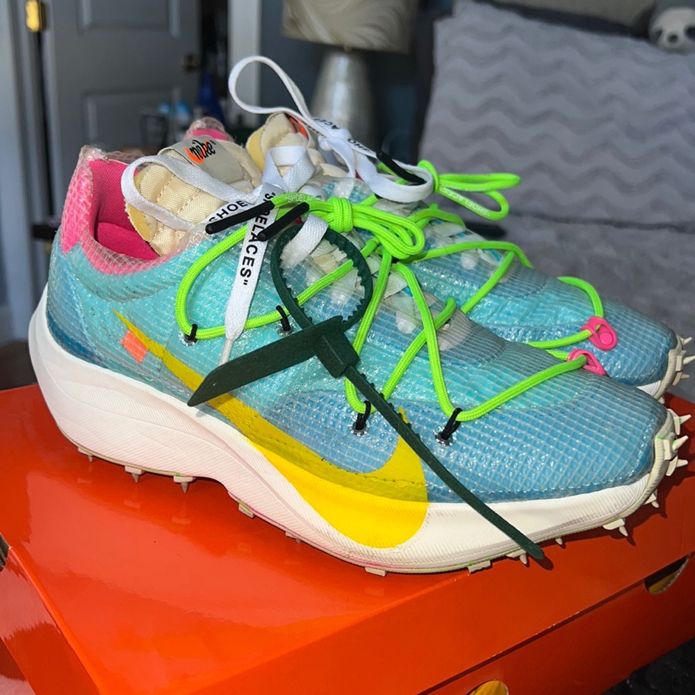 Nike Women’s Off-White x Vapor Street